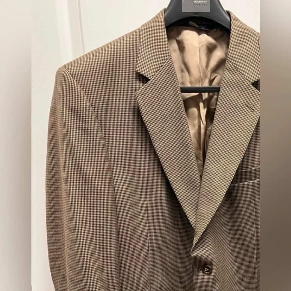 Jos. A. Bank Men's Tan Gordon 100% wool blazer 42L houndstooth brown